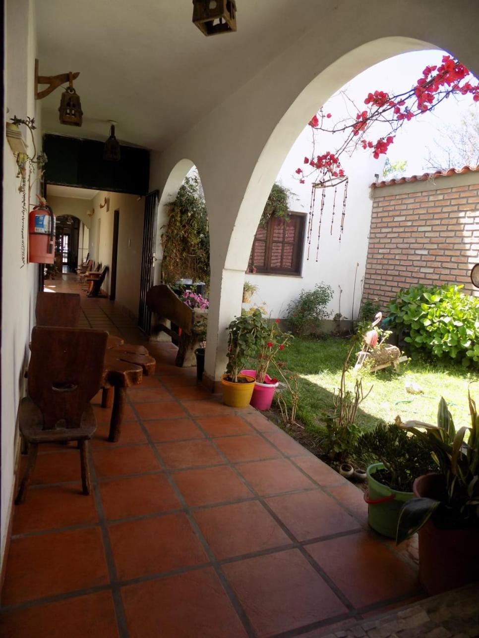 Hostal Amancay Cafayate Exterior photo